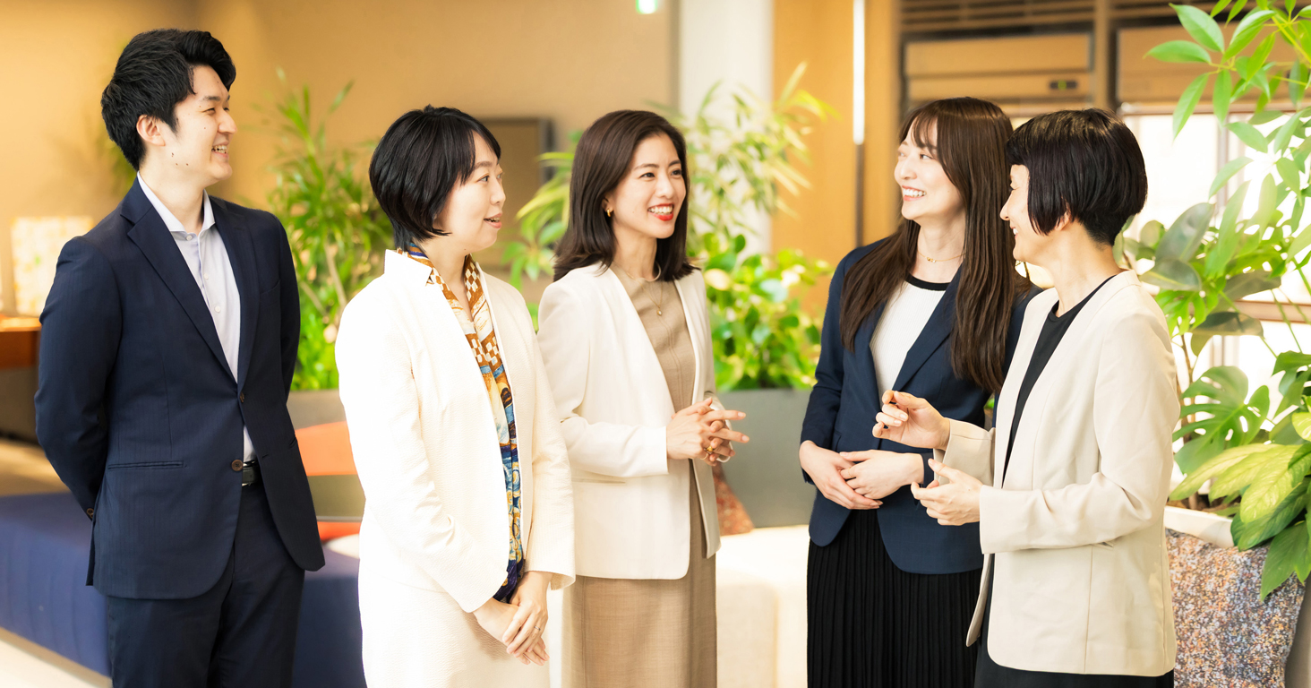 ベイン、CEG対話の様子 ベイン、CEG対話の様子