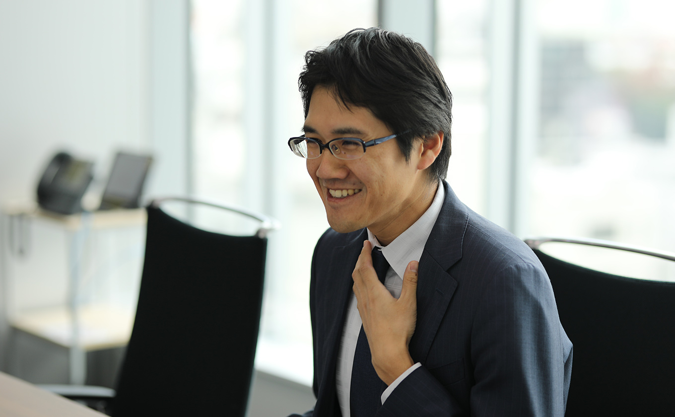 日本総研 関シニアマネージャー