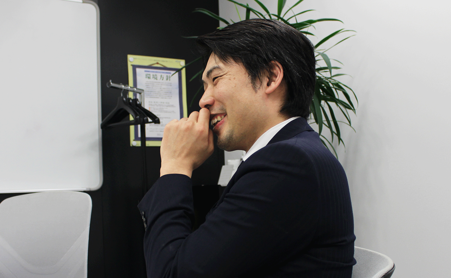 NTTデータ経営研究所