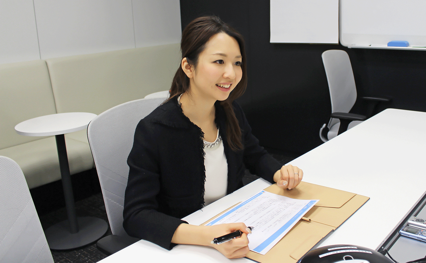 NTTデータ経営研究所