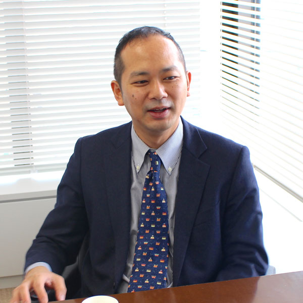 三治 信一朗 | Shinichiro Sanji 【事業戦略コンサルティングユニット　産業戦略グループ長 アソシエイトパートナー】