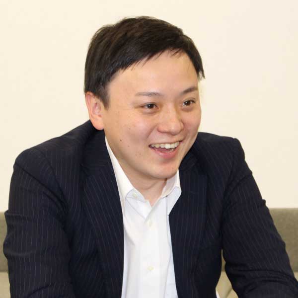 小川 知哉 | Tomoya Ogawa【シニア・マネージャー】